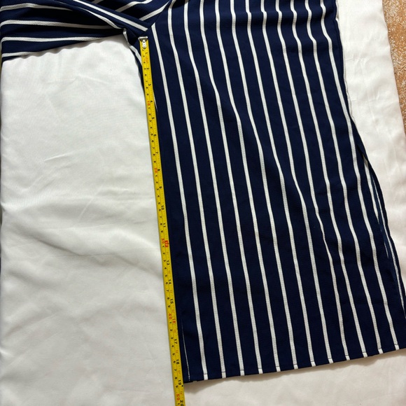 Ambiance Jumpsuit Spaghetti Strap Cropped Length Striped Blue White Size Small - Picture 14 of 15